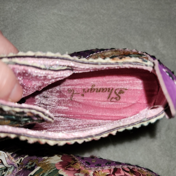 Floral cottage core vintage retro styled shoes - Picture 9 of 9